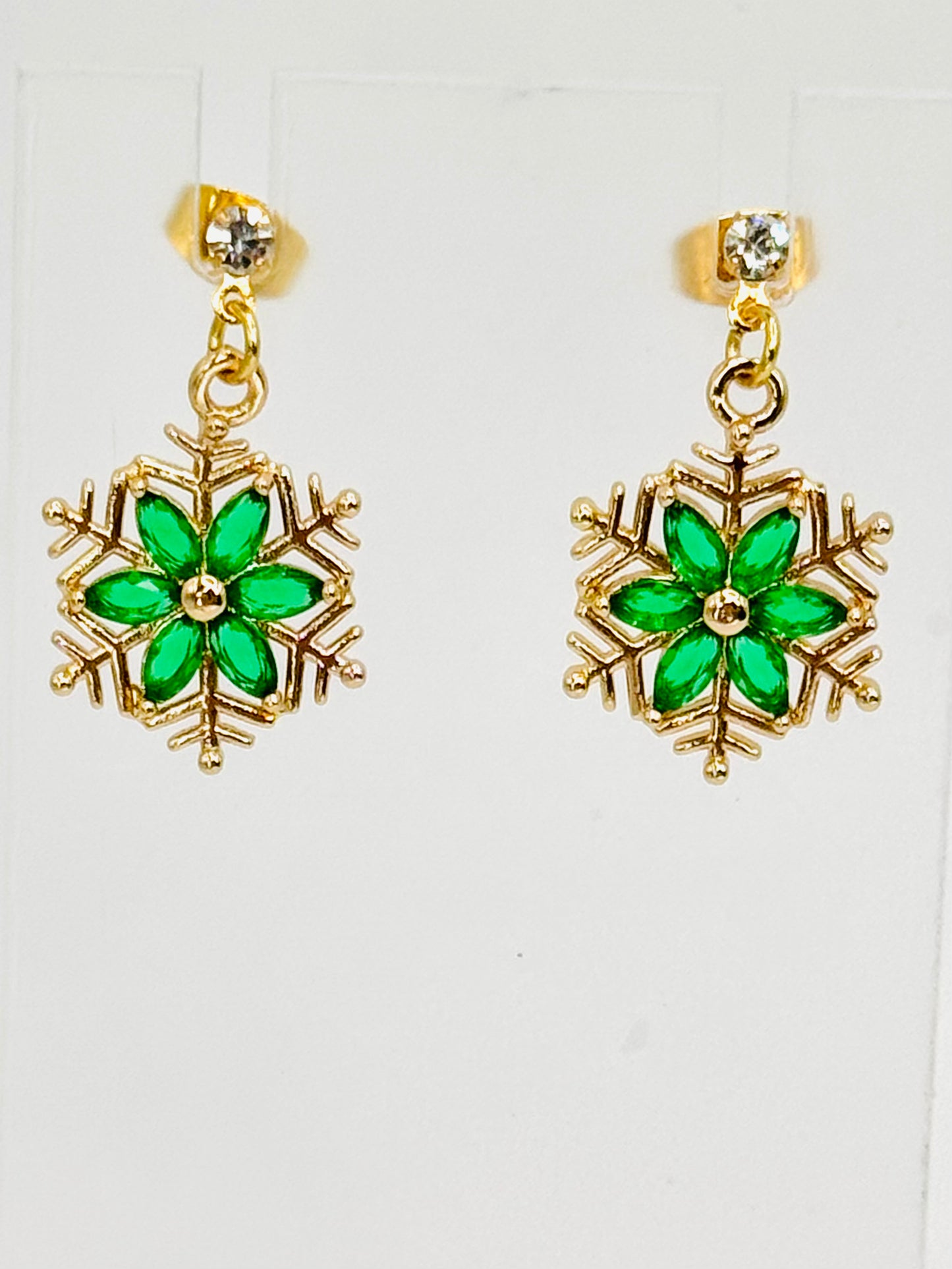 Evergreen Snowflake Dangle Earrings