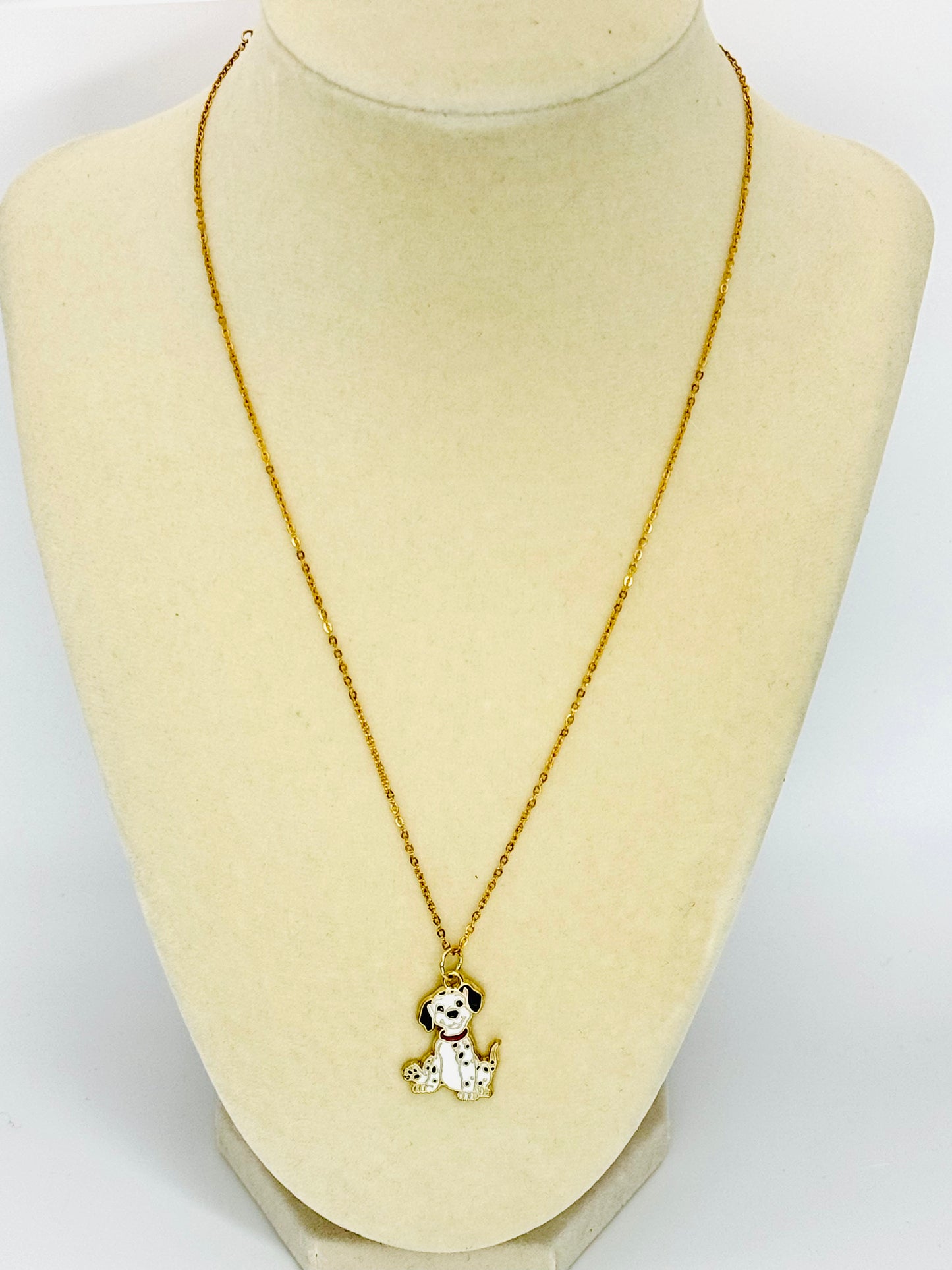 Spots of Elegance Necklace